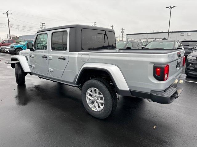 new 2023 Jeep Gladiator car, priced at $47,139