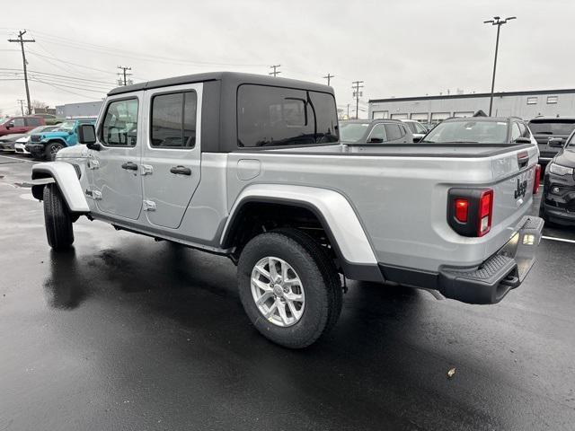 new 2023 Jeep Gladiator car, priced at $41,295