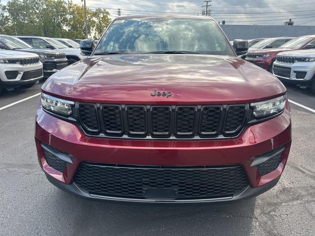 new 2025 Jeep Grand Cherokee car, priced at $42,255