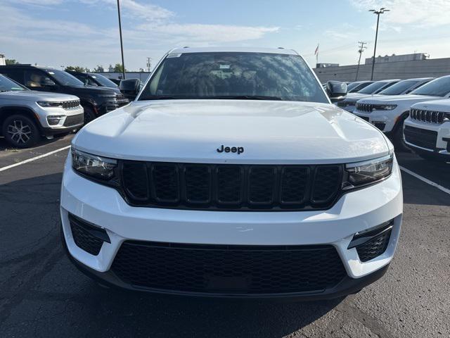 new 2025 Jeep Grand Cherokee car, priced at $42,441