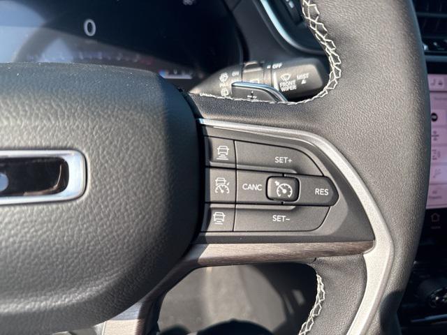 new 2025 Jeep Grand Cherokee car, priced at $42,441