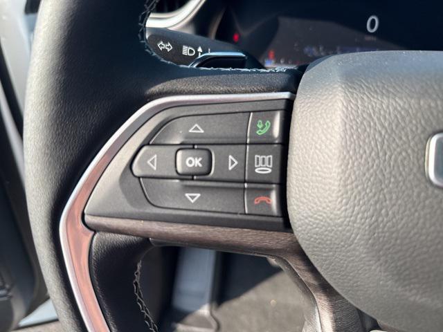new 2025 Jeep Grand Cherokee car, priced at $42,441