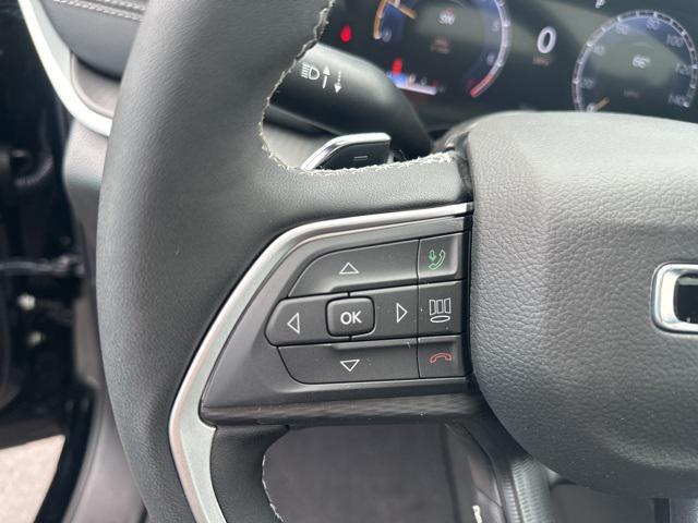 new 2025 Jeep Grand Cherokee car, priced at $41,333