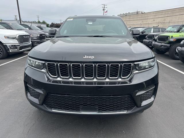 new 2025 Jeep Grand Cherokee car, priced at $41,333