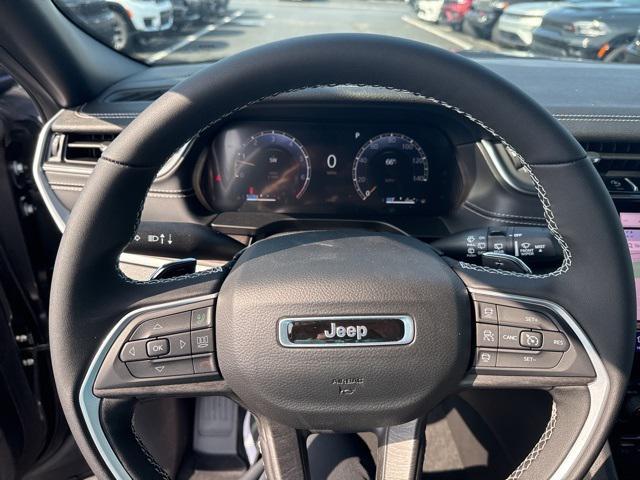 new 2025 Jeep Grand Cherokee car, priced at $44,639