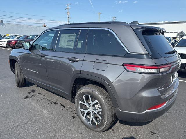 new 2025 Jeep Grand Cherokee car, priced at $44,639