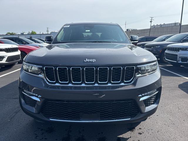 new 2025 Jeep Grand Cherokee car, priced at $44,639