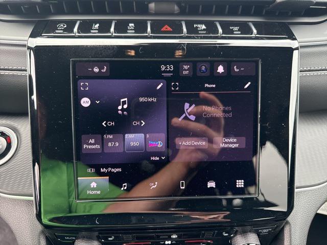new 2025 Jeep Grand Cherokee car, priced at $41,333