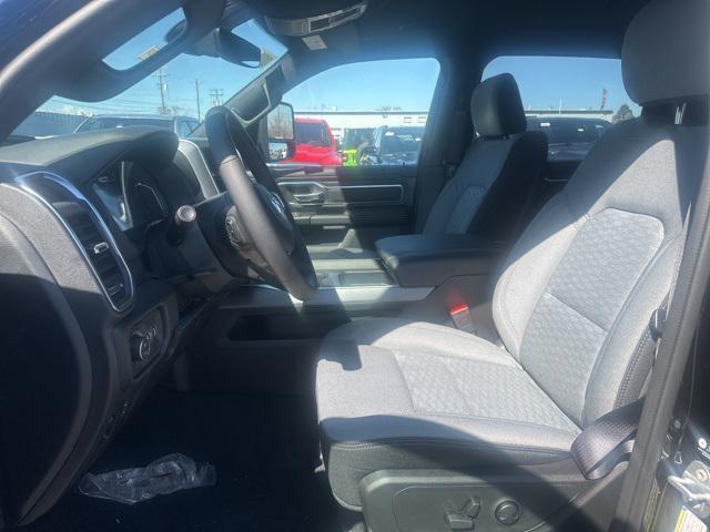 new 2025 Ram 1500 car, priced at $51,673