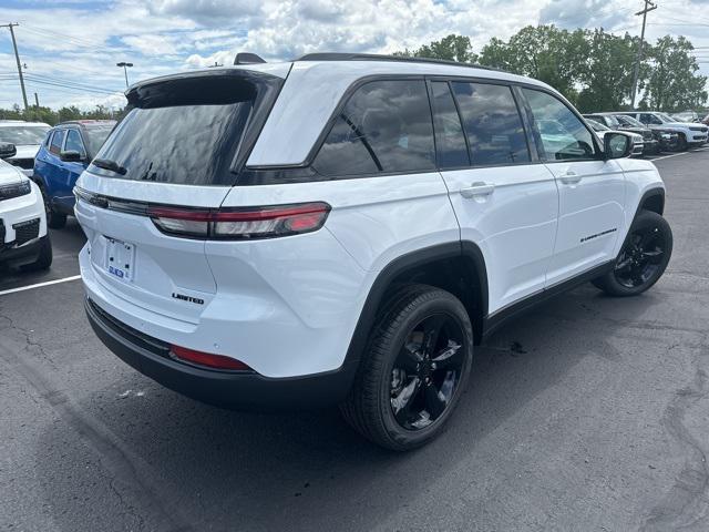 new 2024 Jeep Grand Cherokee car, priced at $43,587