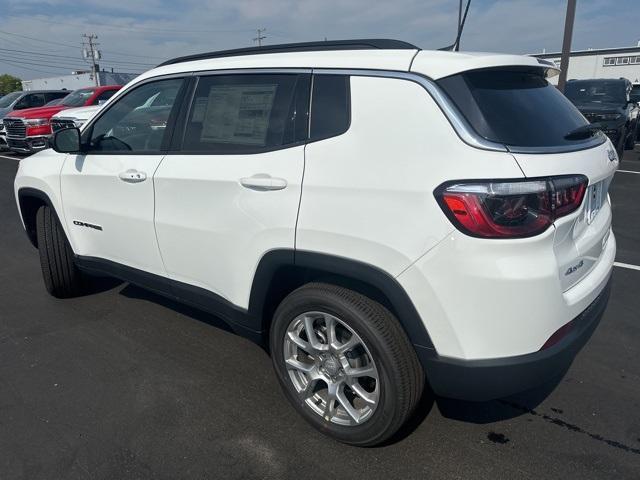 new 2024 Jeep Compass car, priced at $29,990