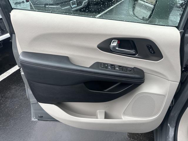 used 2022 Chrysler Pacifica car, priced at $30,995