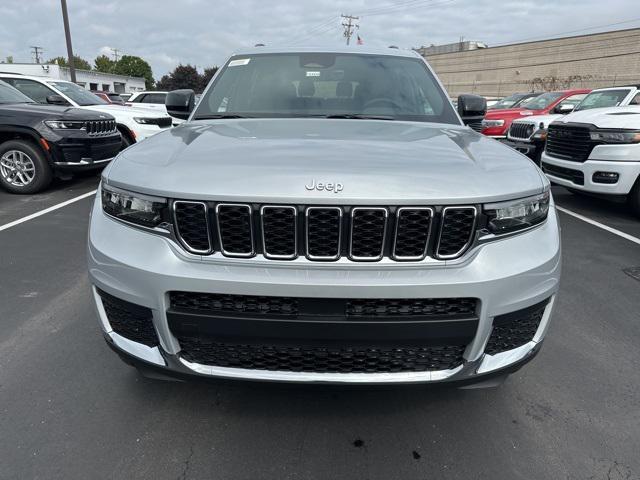 new 2025 Jeep Grand Cherokee L car, priced at $44,220