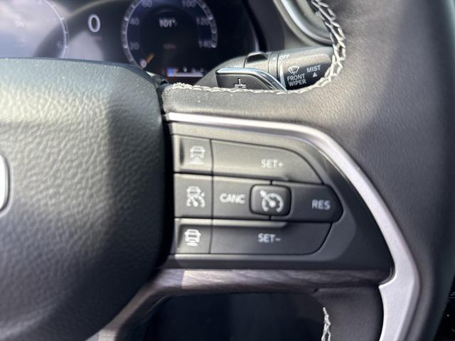 new 2025 Jeep Grand Cherokee car, priced at $49,142