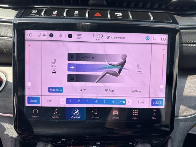 new 2025 Jeep Grand Cherokee car, priced at $49,142