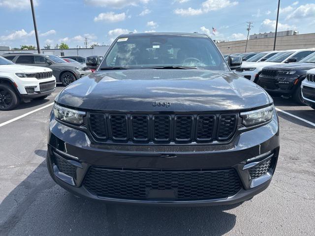 new 2025 Jeep Grand Cherokee car, priced at $49,142