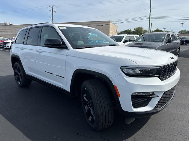 new 2025 Jeep Grand Cherokee car, priced at $50,440