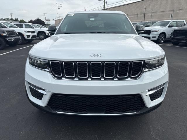 new 2025 Jeep Grand Cherokee car, priced at $46,288