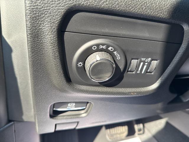 used 2023 Jeep Grand Cherokee car, priced at $35,795