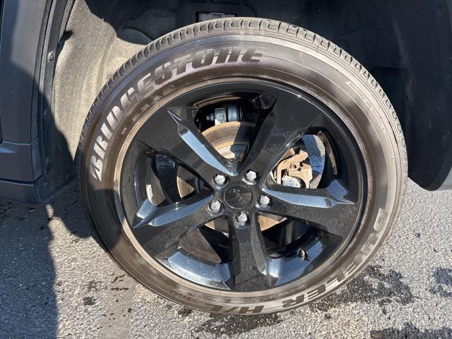 used 2023 Jeep Grand Cherokee car, priced at $35,795