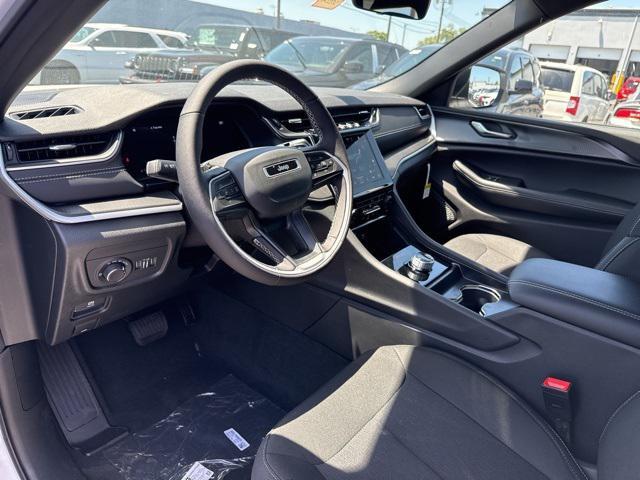 new 2025 Jeep Grand Cherokee L car, priced at $42,477