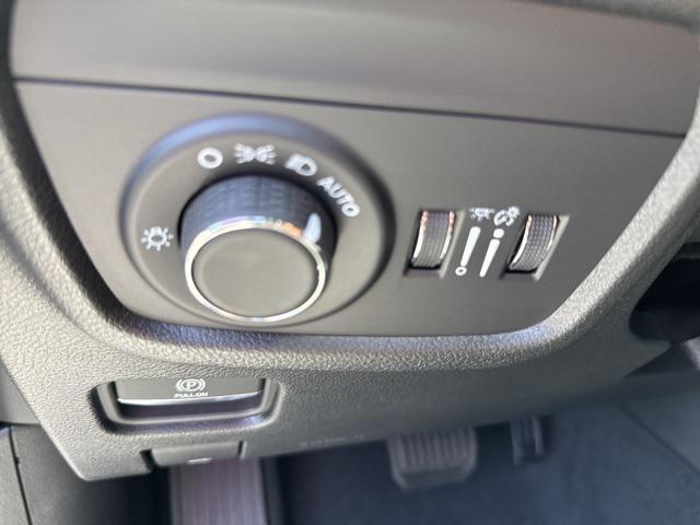 new 2025 Jeep Grand Cherokee L car, priced at $42,477