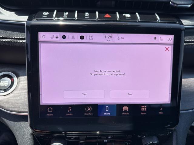 new 2025 Jeep Grand Cherokee car, priced at $49,142