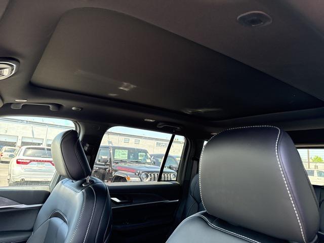 new 2025 Jeep Grand Cherokee car, priced at $49,142