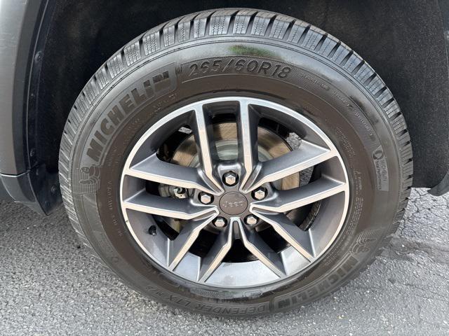 used 2019 Jeep Grand Cherokee car, priced at $18,995