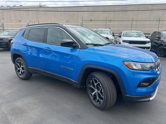 new 2024 Jeep Compass car, priced at $31,935