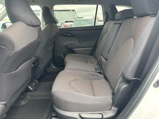 used 2022 Toyota Highlander car, priced at $33,000