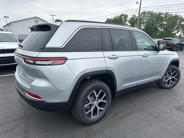 new 2025 Jeep Grand Cherokee car, priced at $44,639