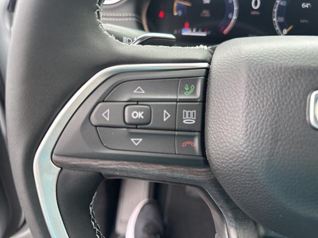 new 2025 Jeep Grand Cherokee car, priced at $44,639