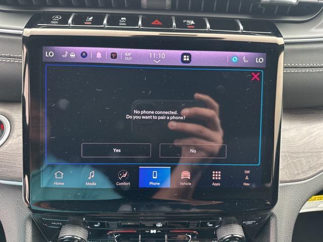 new 2025 Jeep Grand Cherokee car, priced at $44,639