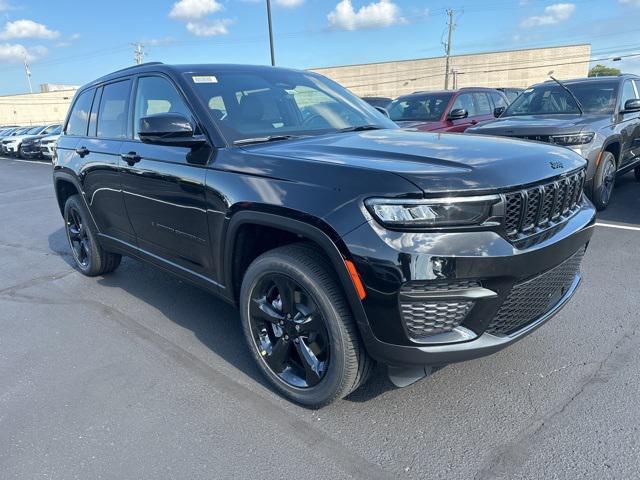 new 2025 Jeep Grand Cherokee car, priced at $46,675