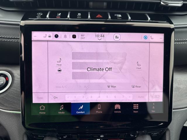 new 2025 Jeep Grand Cherokee car, priced at $49,142