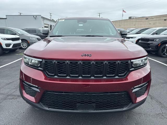 new 2025 Jeep Grand Cherokee car, priced at $49,142