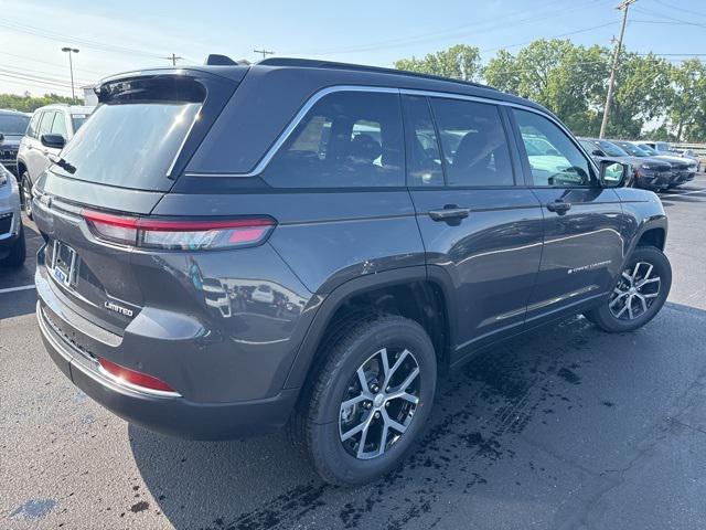 new 2025 Jeep Grand Cherokee car, priced at $44,639