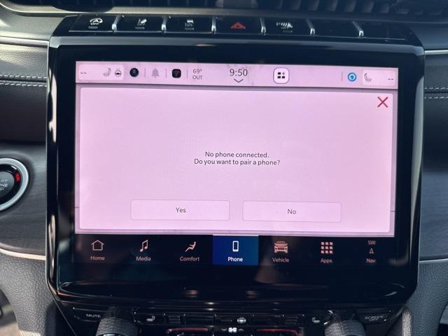 new 2025 Jeep Grand Cherokee car, priced at $44,639