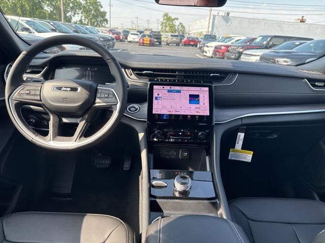 new 2025 Jeep Grand Cherokee car, priced at $44,639