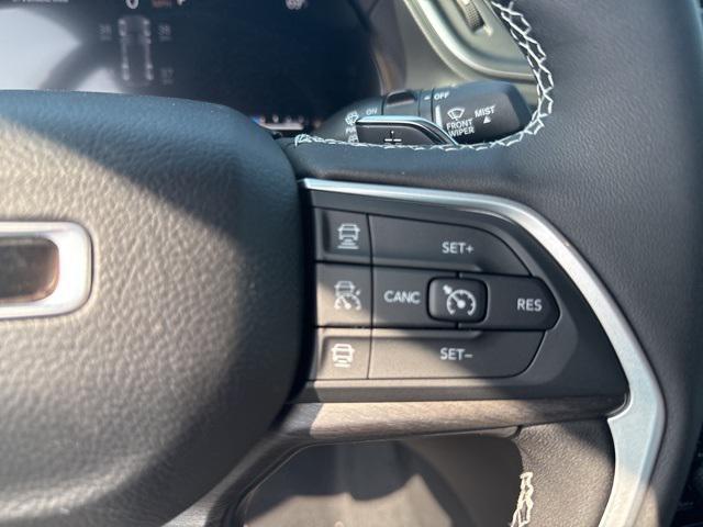 new 2025 Jeep Grand Cherokee car, priced at $44,639
