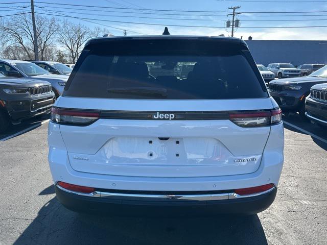 new 2024 Jeep Grand Cherokee car, priced at $43,501