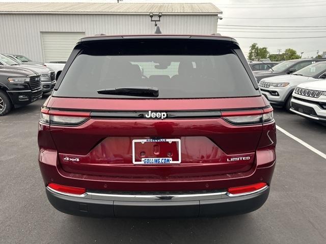 new 2024 Jeep Grand Cherokee car, priced at $44,013