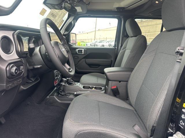 new 2025 Jeep Wrangler car, priced at $55,465