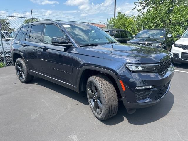 new 2024 Jeep Grand Cherokee car, priced at $44,099