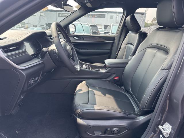 new 2025 Jeep Grand Cherokee L car, priced at $48,758