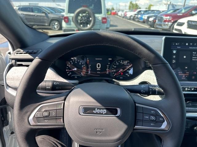 new 2024 Jeep Compass car, priced at $29,990