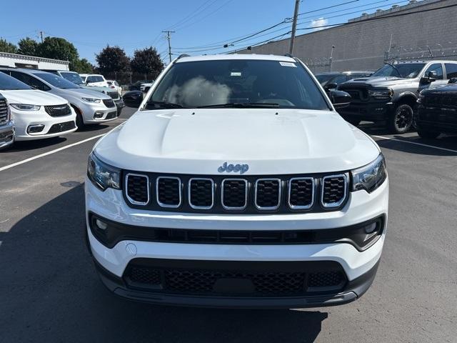 new 2024 Jeep Compass car, priced at $29,990