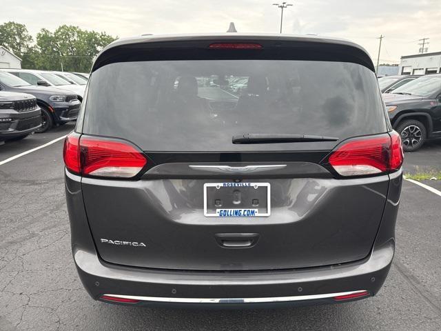 used 2018 Chrysler Pacifica car, priced at $18,495