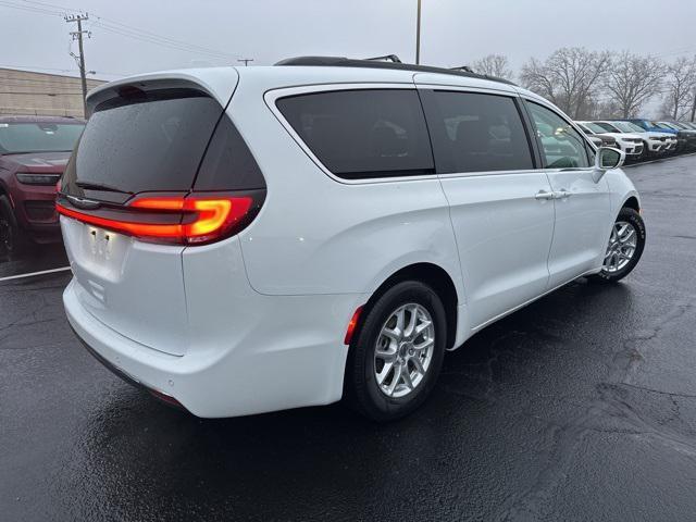 used 2022 Chrysler Pacifica car, priced at $22,000